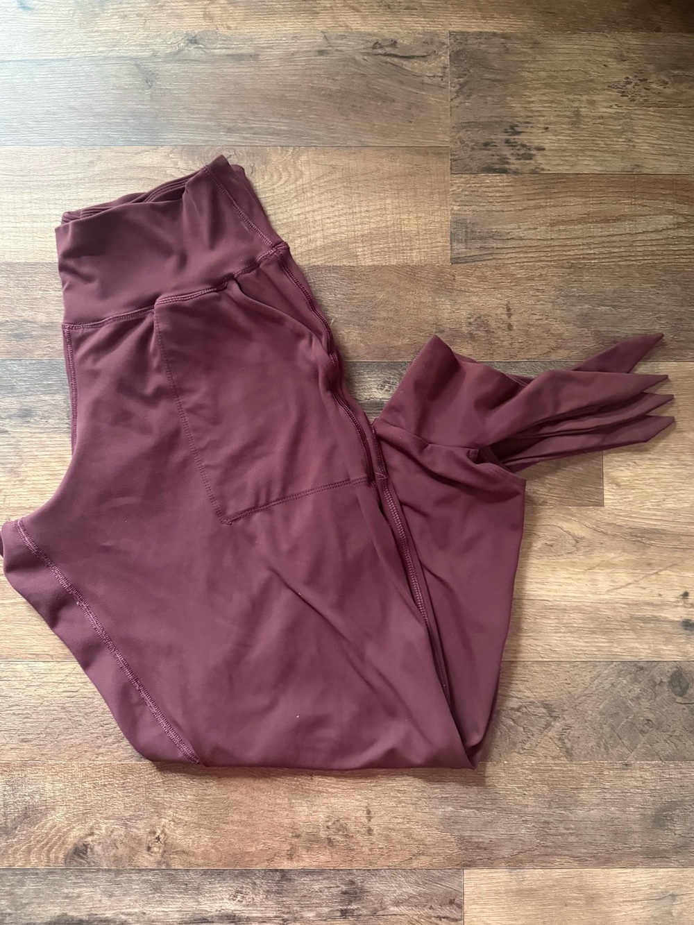 High-Rise Sculpting Leggings in Wine